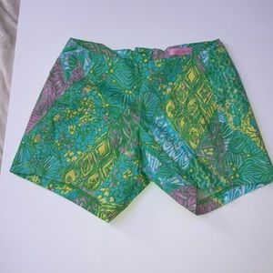 Lilly Pulitzer shorts size: 00